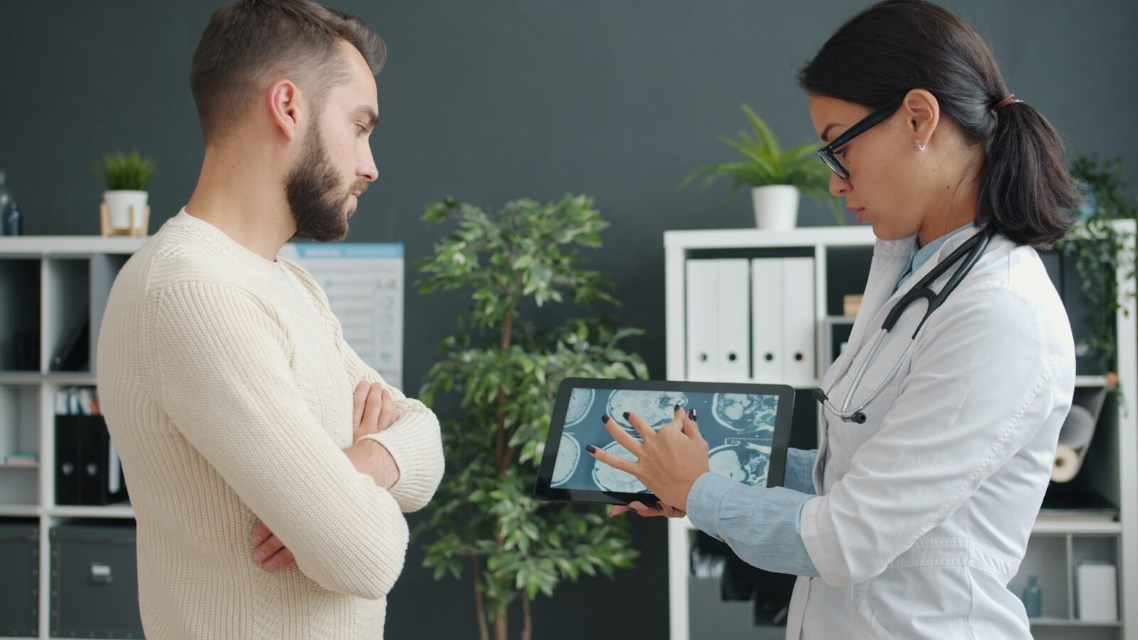 How Much Does Chiropractor Cost Without Insurance? 9 Tips